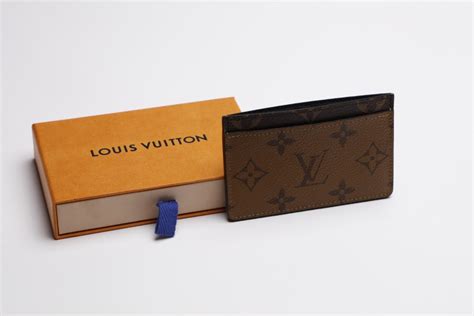 porta carte supreme louis vuitton prezzo|louis vuitton shoes.